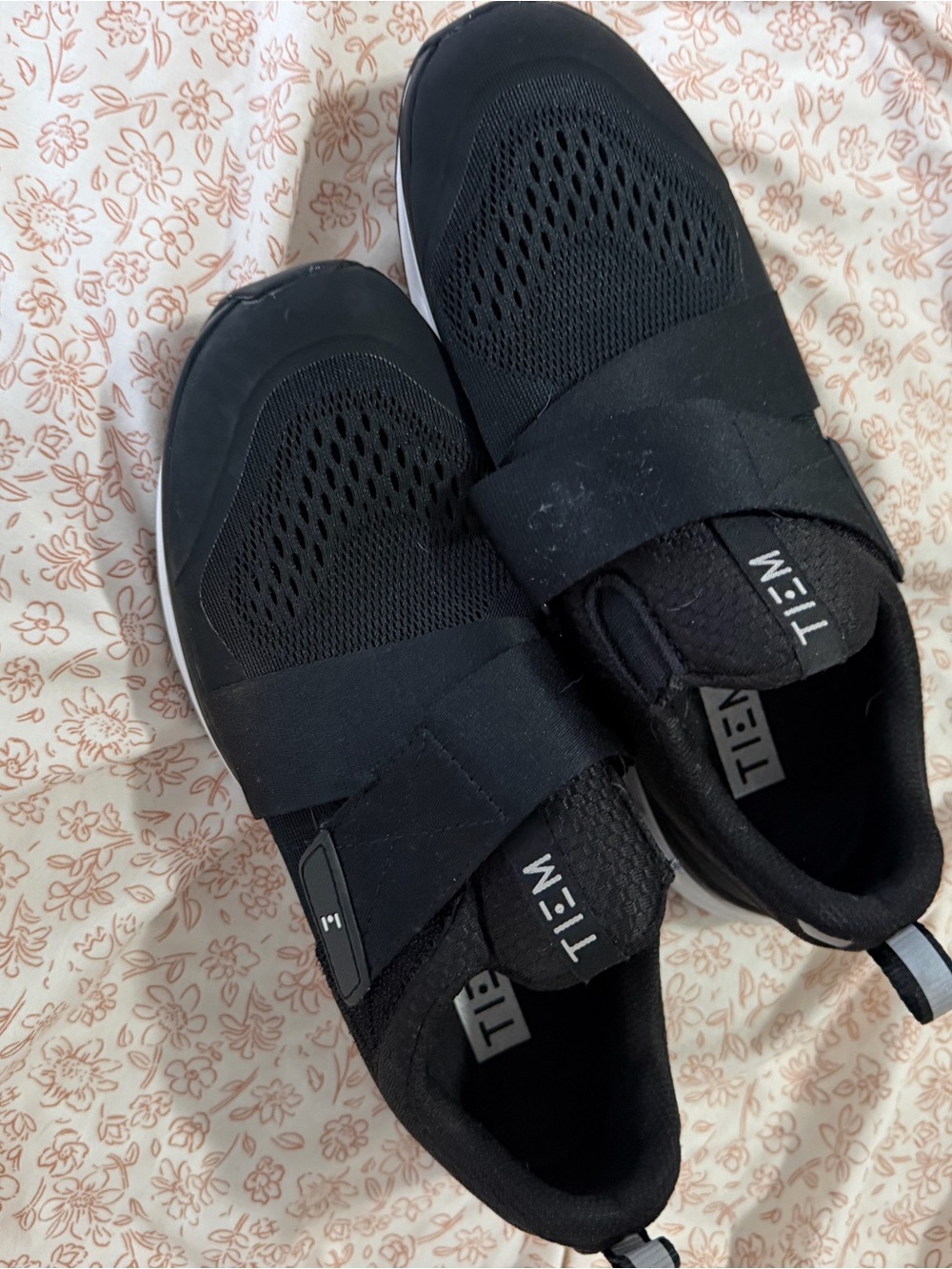 Tiem Women's Black Slip-On Athletic Sneakers
